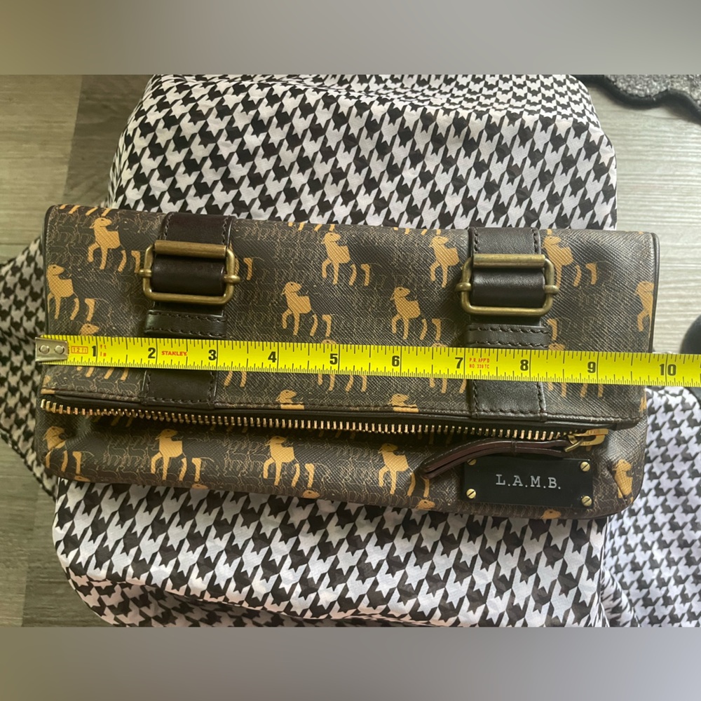 L.A.M.B. Clutch - Picture 6 of 7
